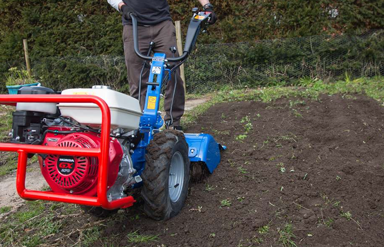 ROTOVATOR – AVAILABLE FOR DAY HIRE / WEEKEND HIRE / WEEK HIRE / LONG TERM HIRE